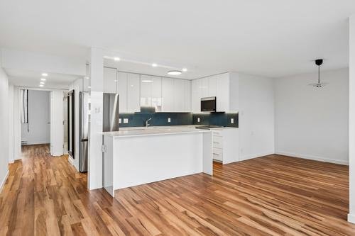 1203-2077 Nelson Street listing photo 11